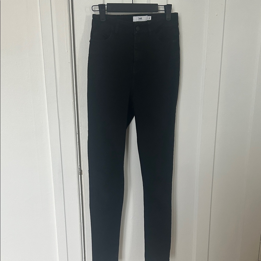 Black High-Waisted Skinny Jeans 26